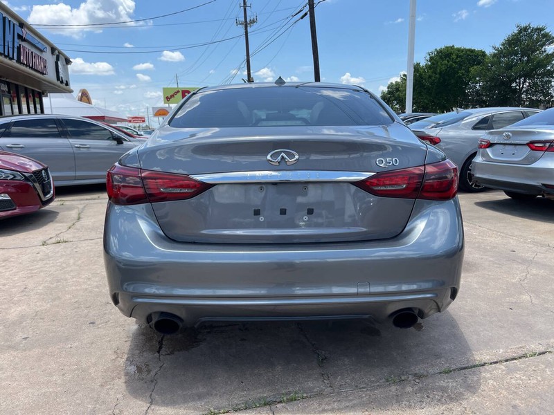 INFINITI Q50 Vehicle Image 04