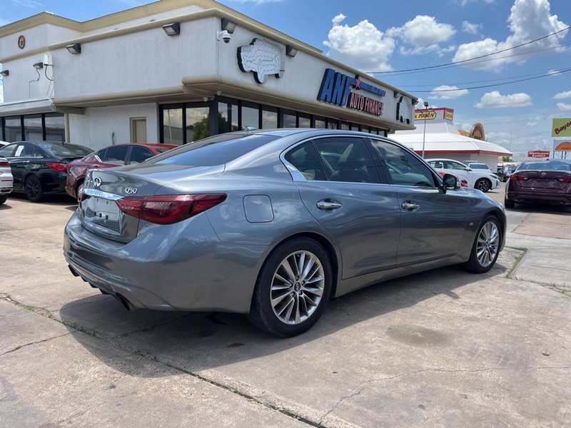 INFINITI Q50 Vehicle Image 05