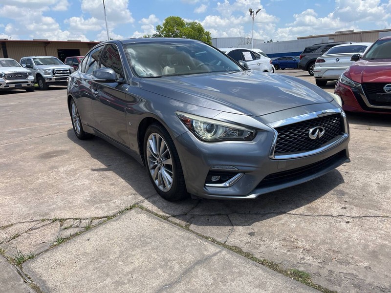 INFINITI Q50 Vehicle Image 06