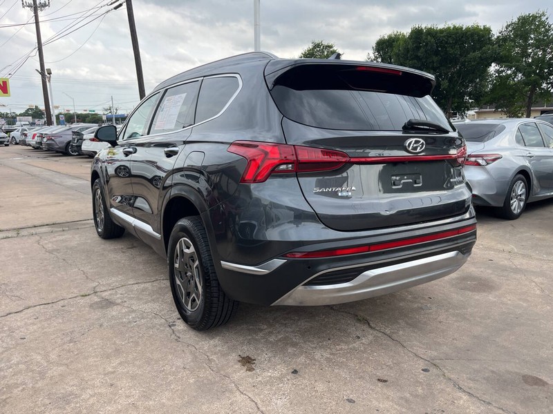 Hyundai Santa Fe Hybrid Vehicle Image 03
