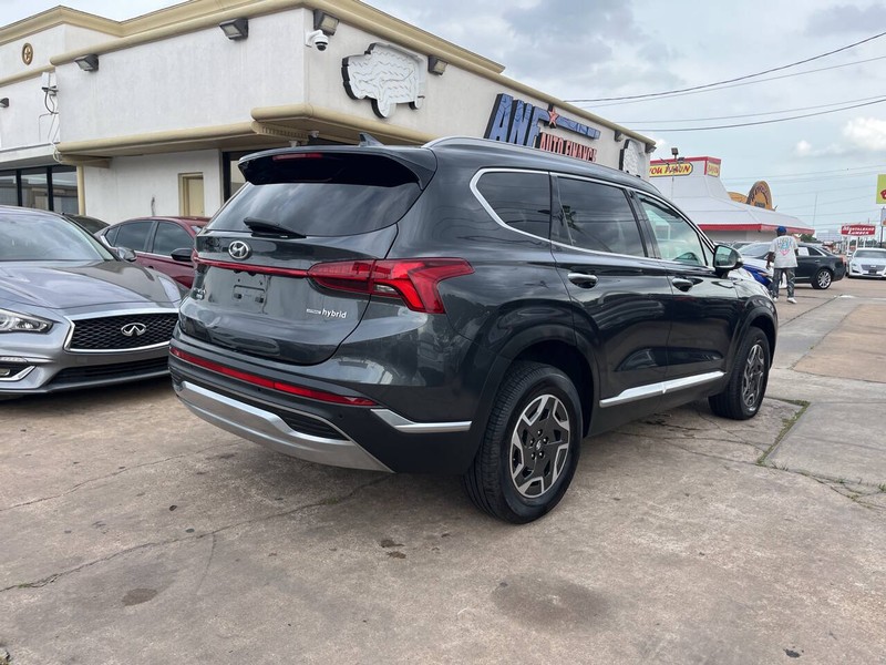 Hyundai Santa Fe Hybrid Vehicle Image 05