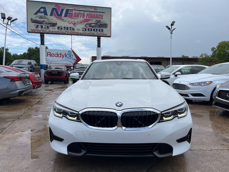 BMW 3 Series Vehicle Image 02