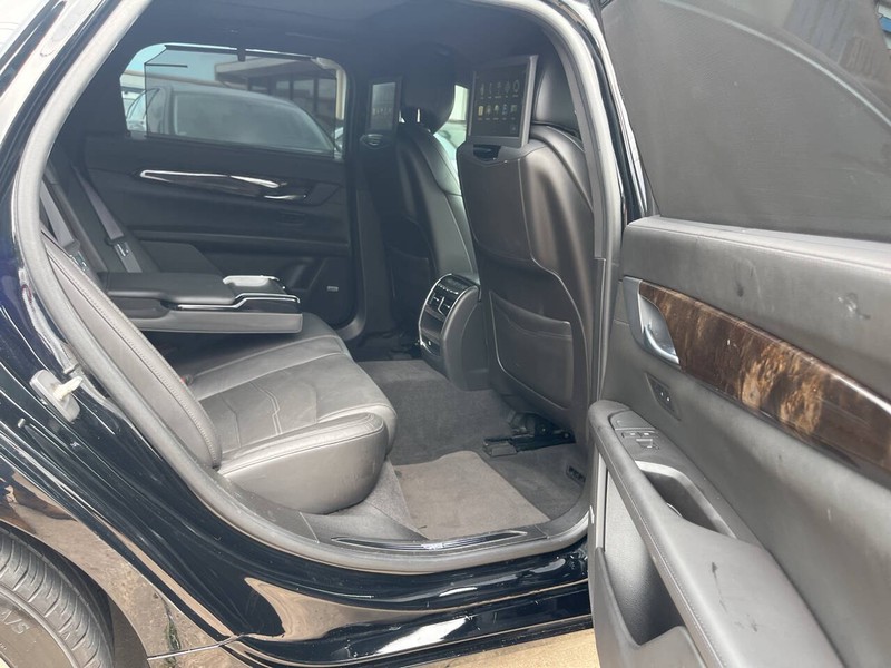 Cadillac CT6 Sedan Vehicle Image 11