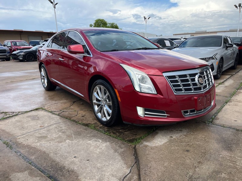 Cadillac XTS Vehicle Image 06