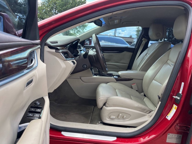 Cadillac XTS Vehicle Image 07