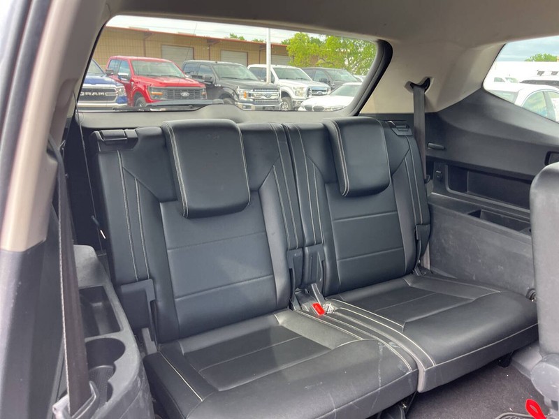 Volkswagen Atlas Vehicle Image 11