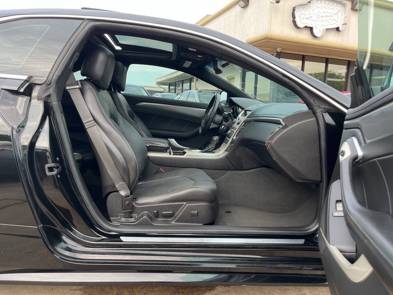 Cadillac CTS Coupe Vehicle Image 10