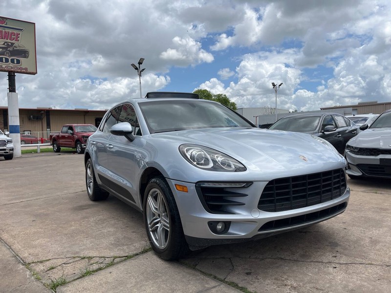 Porsche Macan Vehicle Image 06