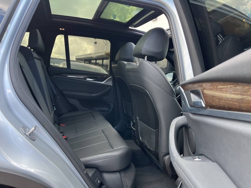 BMW X3 Vehicle Image 10