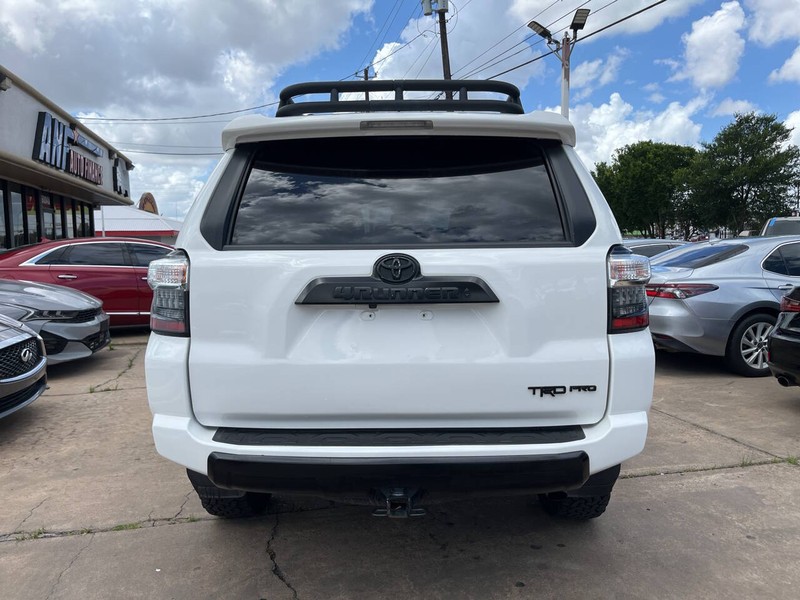 Toyota 4Runner Vehicle Image 04