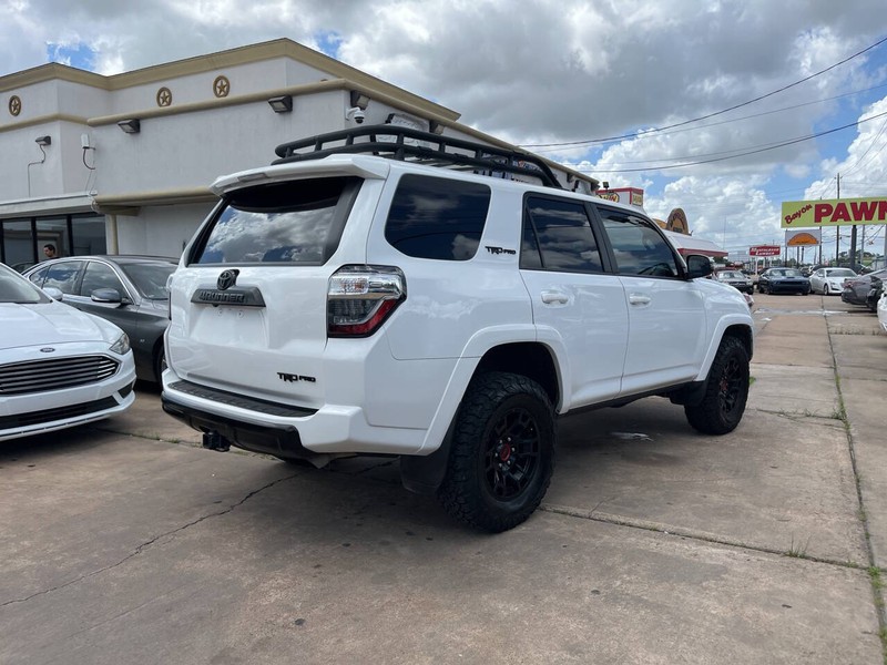 Toyota 4Runner Vehicle Image 05