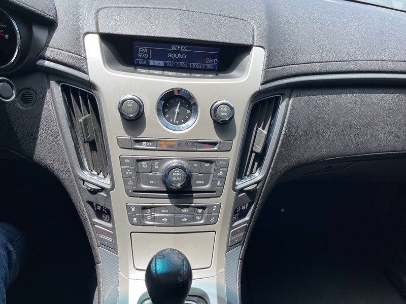 Cadillac CTS Coupe Vehicle Image 11