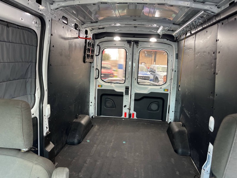 Ford Transit Van Vehicle Image 08