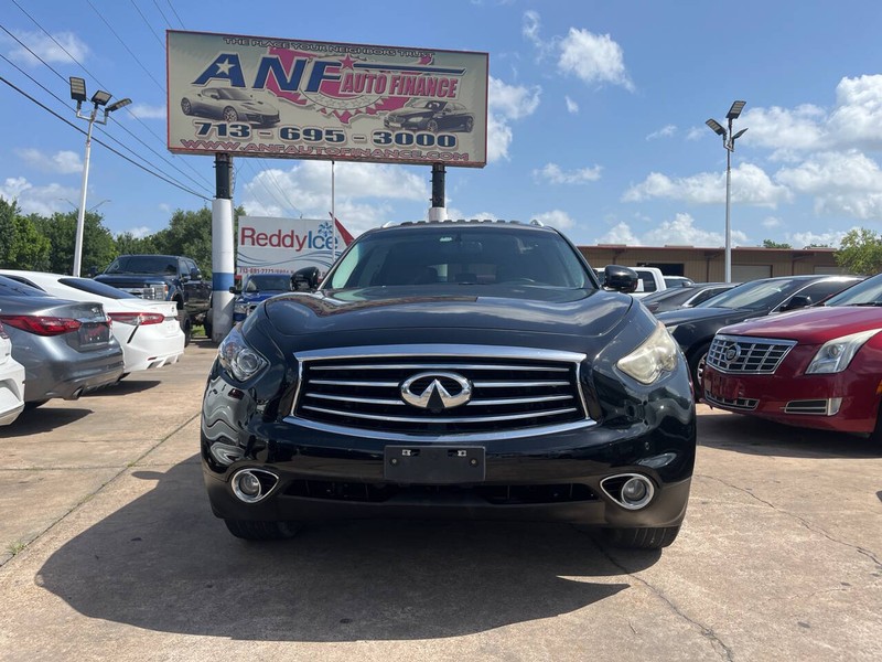 INFINITI QX70 Vehicle Image 02