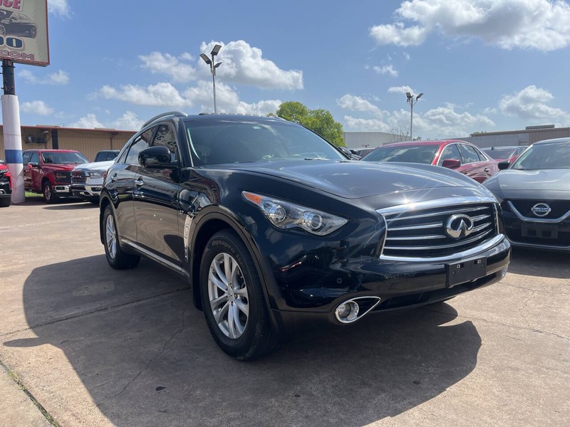INFINITI QX70 Vehicle Image 06