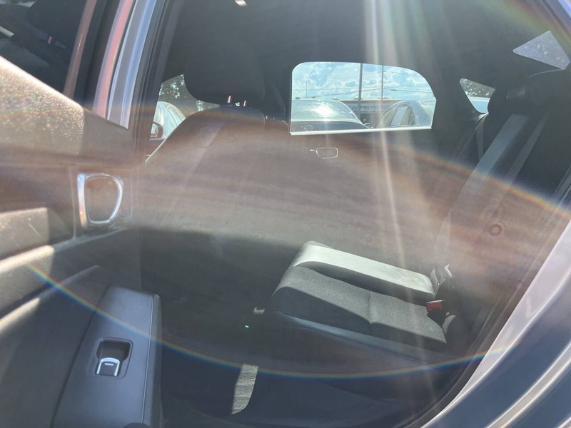 Honda Civic Sedan Vehicle Image 08