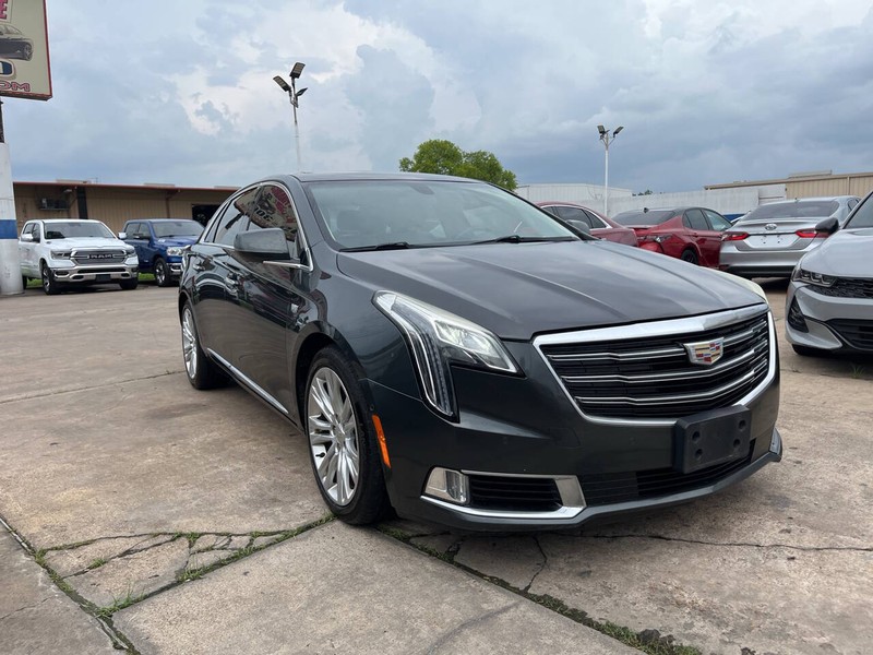 Cadillac XTS Vehicle Image 06