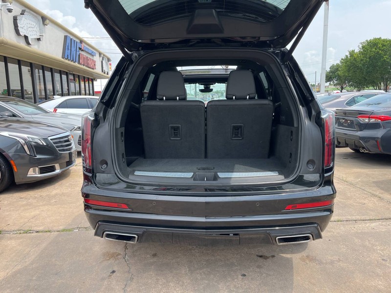 Cadillac XT6 Vehicle Image 10