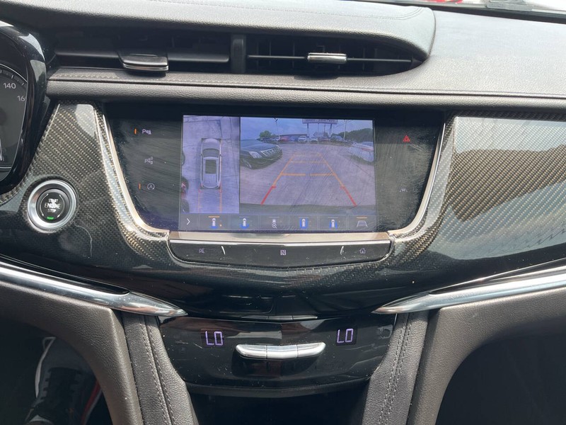 Cadillac XT6 Vehicle Image 14