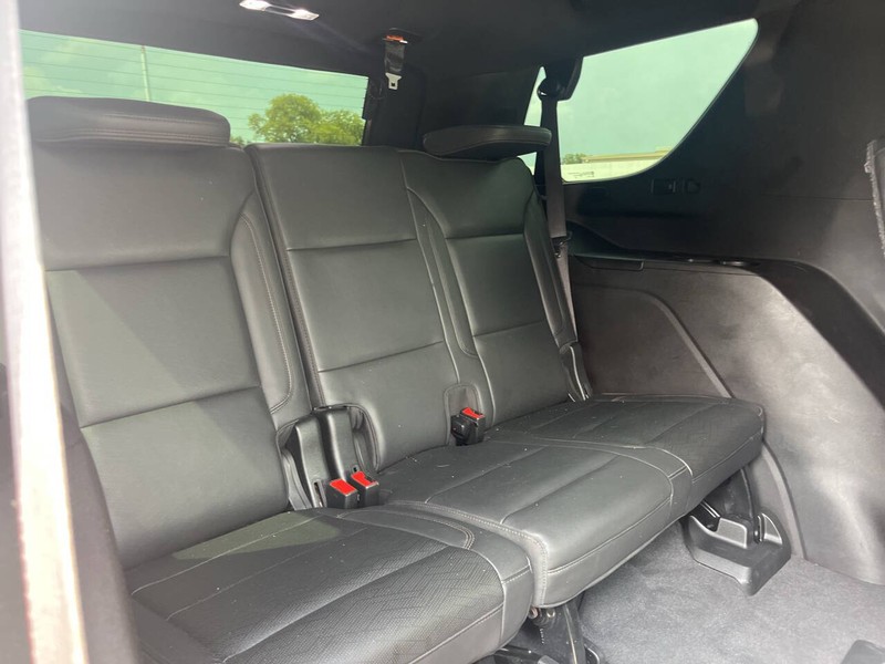 Chevrolet Tahoe Vehicle Image 12