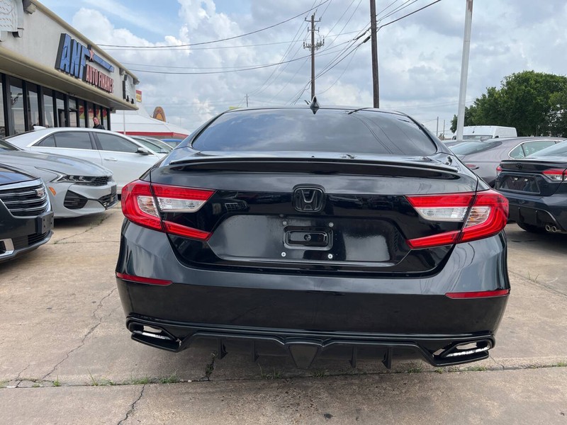 Honda Accord Sedan Vehicle Image 04