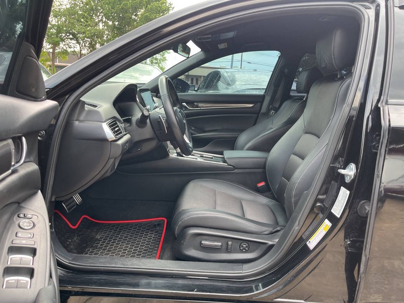 Honda Accord Sedan Vehicle Image 07