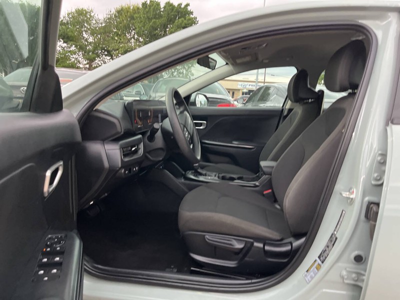 Kia K4 Vehicle Image 07