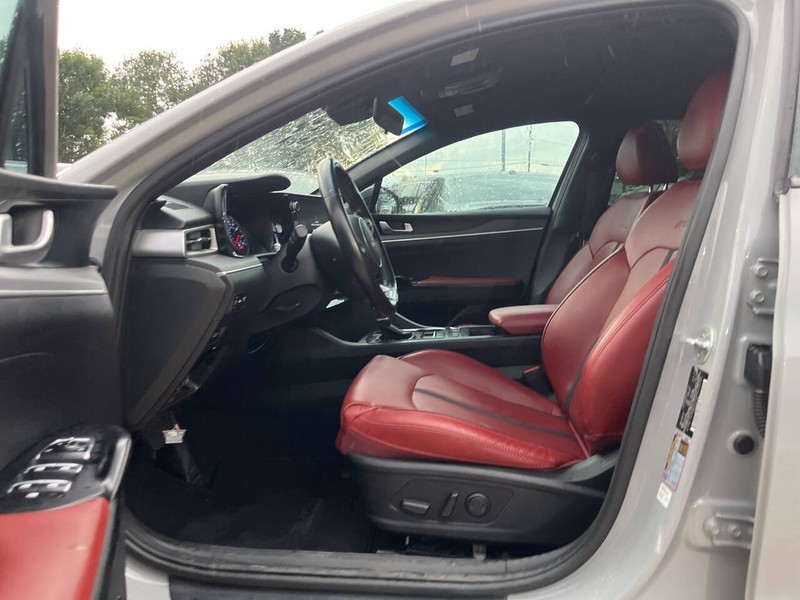 Kia K5 Vehicle Image 07