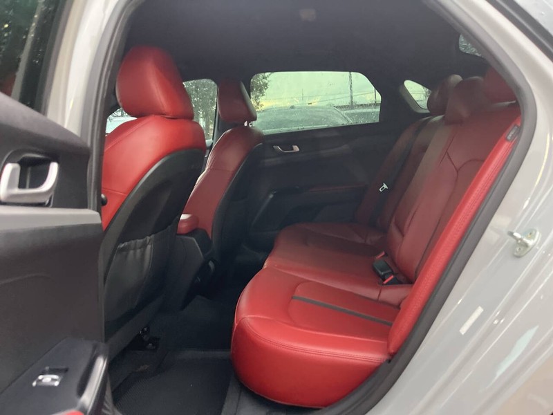 Kia K5 Vehicle Image 08
