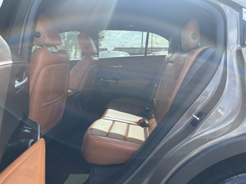 Cadillac XT4 Vehicle Image 08