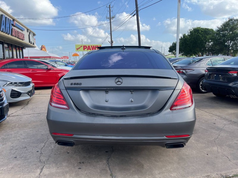 Mercedes-Benz S-Class Vehicle Image 04
