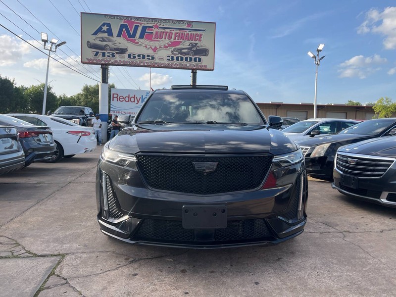 Cadillac XT6 Vehicle Image 02