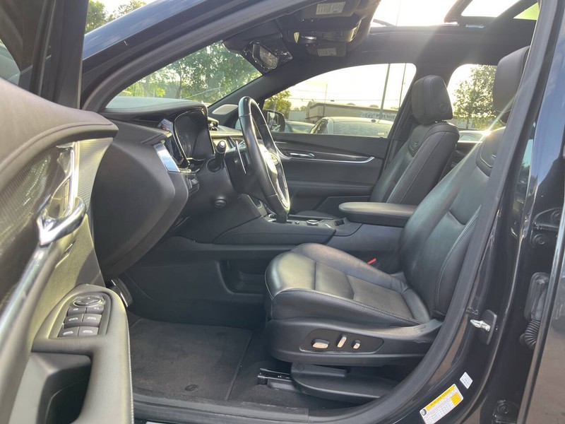 Cadillac XT6 Vehicle Image 07