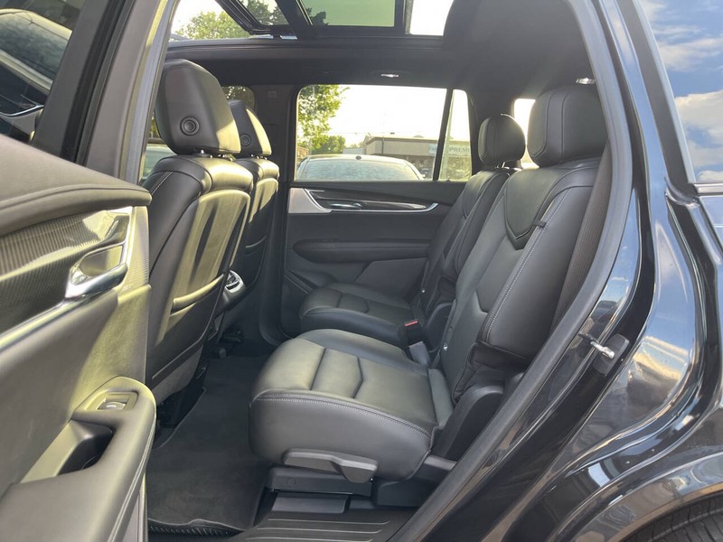 Cadillac XT6 Vehicle Image 08