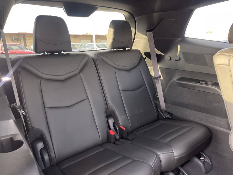 Cadillac XT6 Vehicle Image 12