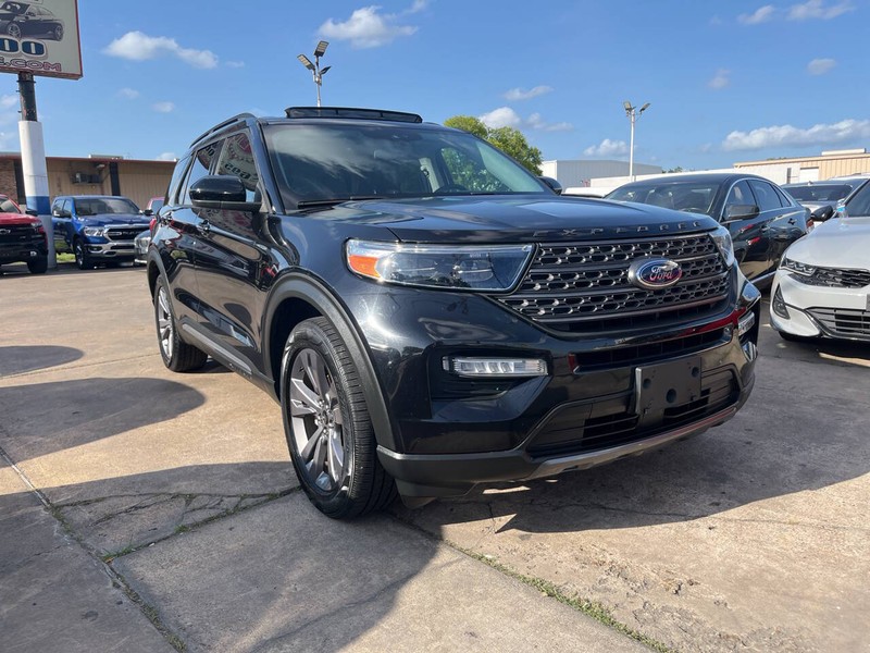 Ford Explorer Vehicle Image 06