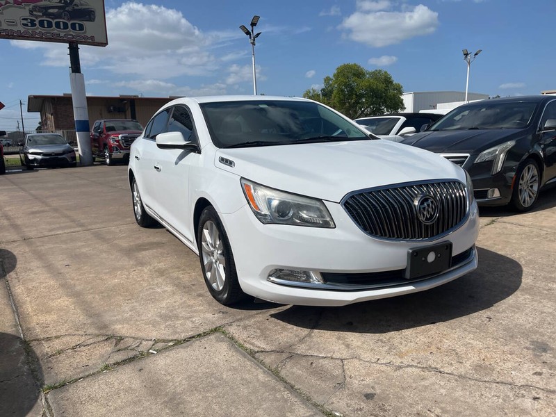 Buick LaCrosse Vehicle Image 07