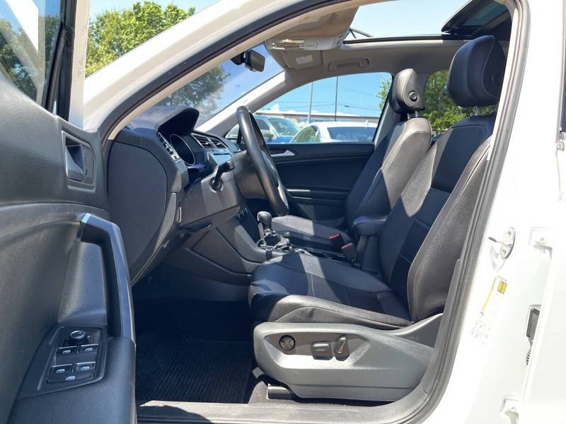 Volkswagen Tiguan Vehicle Image 08