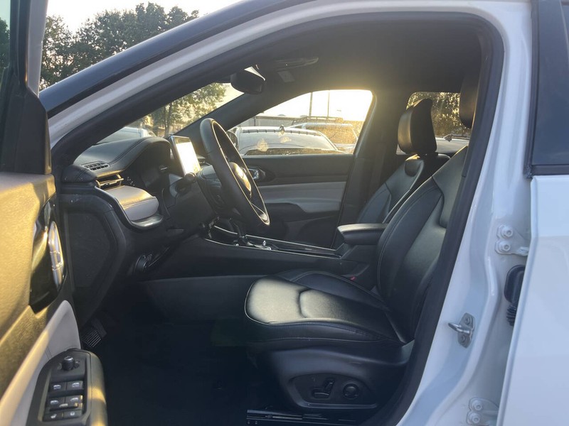 Jeep Compass Vehicle Image 07