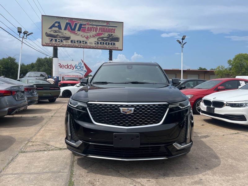Cadillac XT6 Vehicle Image 02