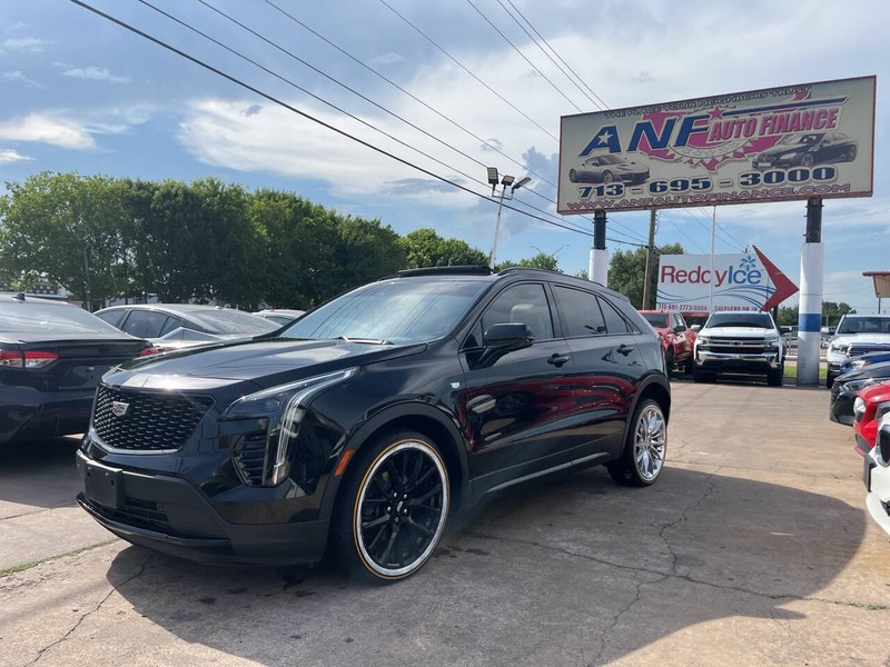 Cadillac XT4 Vehicle Image 02