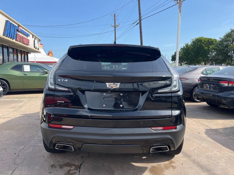 Cadillac XT4 Vehicle Image 04
