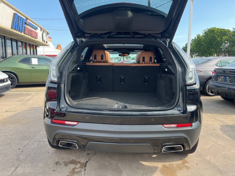 Cadillac XT4 Vehicle Image 09