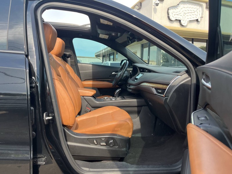 Cadillac XT4 Vehicle Image 11