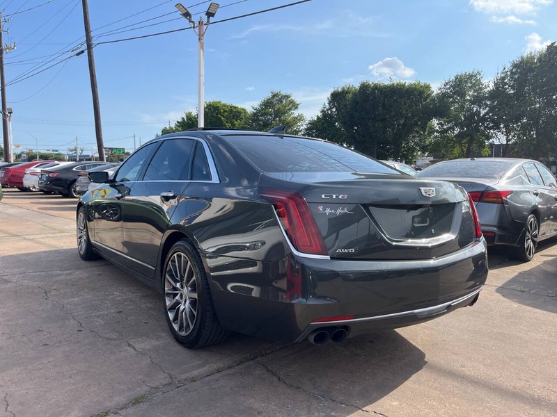 Cadillac CT6 Sedan Vehicle Image 03