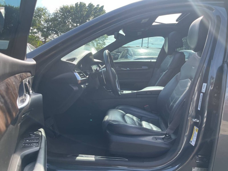 Cadillac CT6 Sedan Vehicle Image 07