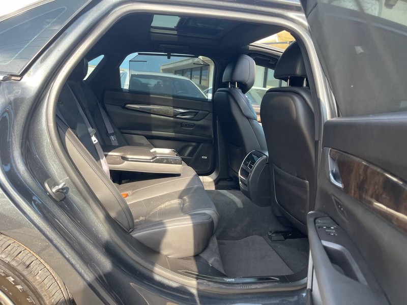 Cadillac CT6 Sedan Vehicle Image 11