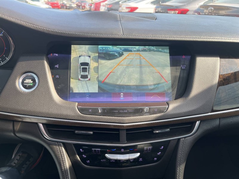 Cadillac CT6 Sedan Vehicle Image 13