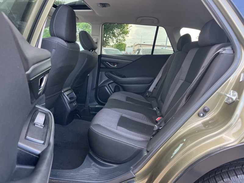 Subaru Outback Vehicle Image 08