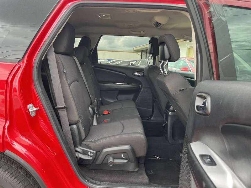 Dodge Journey Vehicle Image 11